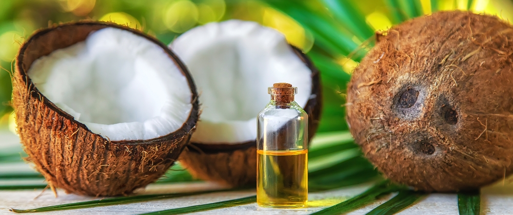 Coconut Oil Removes Dandruff